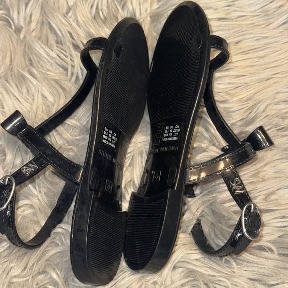 EUC Stuart Weitzman Mellie Bow Jelly Sandals Black Size 6 - Picture 5 of 6